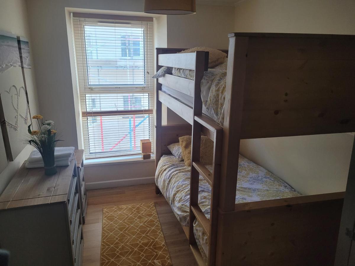 Large 5 Bed Town-Centre Home Close To The Beach, Sleeps 9 Aberystwyth Eksteriør billede