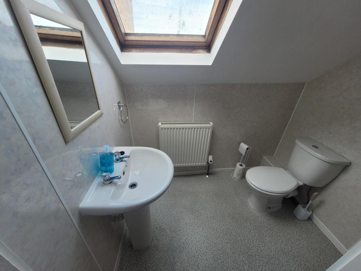 Large 5 Bed Town-Centre Home Close To The Beach, Sleeps 9 Aberystwyth Eksteriør billede
