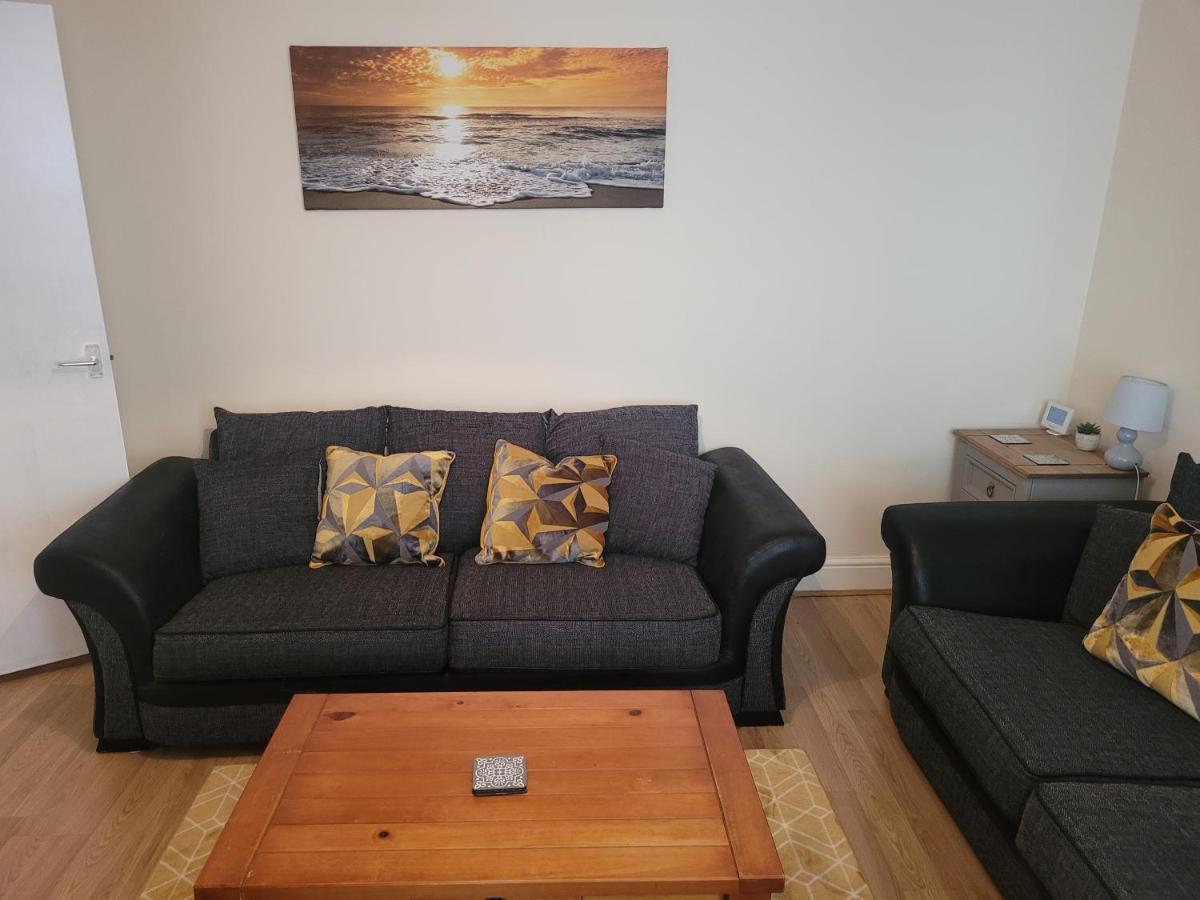Large 5 Bed Town-Centre Home Close To The Beach, Sleeps 9 Aberystwyth Eksteriør billede